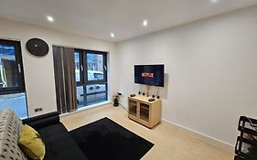Bee Accommodations - Ng1 Apartment